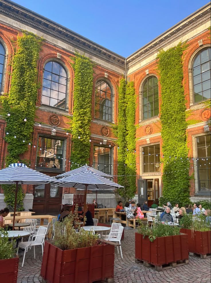 Courtyard cafe in Copenhagen